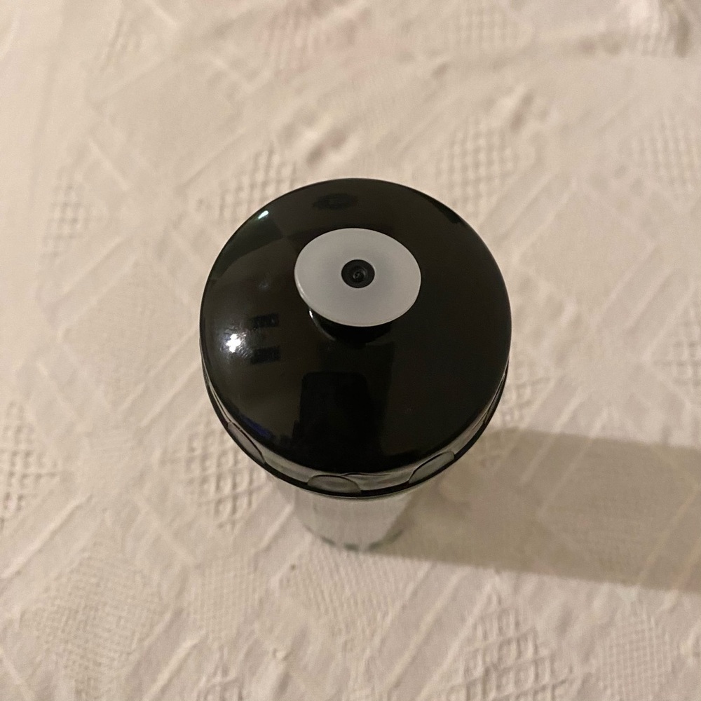 Reusable Waterbottle - Picture 2 of 2